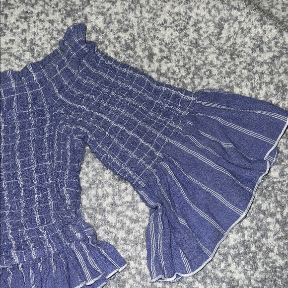 Free People Smock Around Striped Cropped Blouse Top Blue Bell Sleeves Medium - Picture 2 of 7